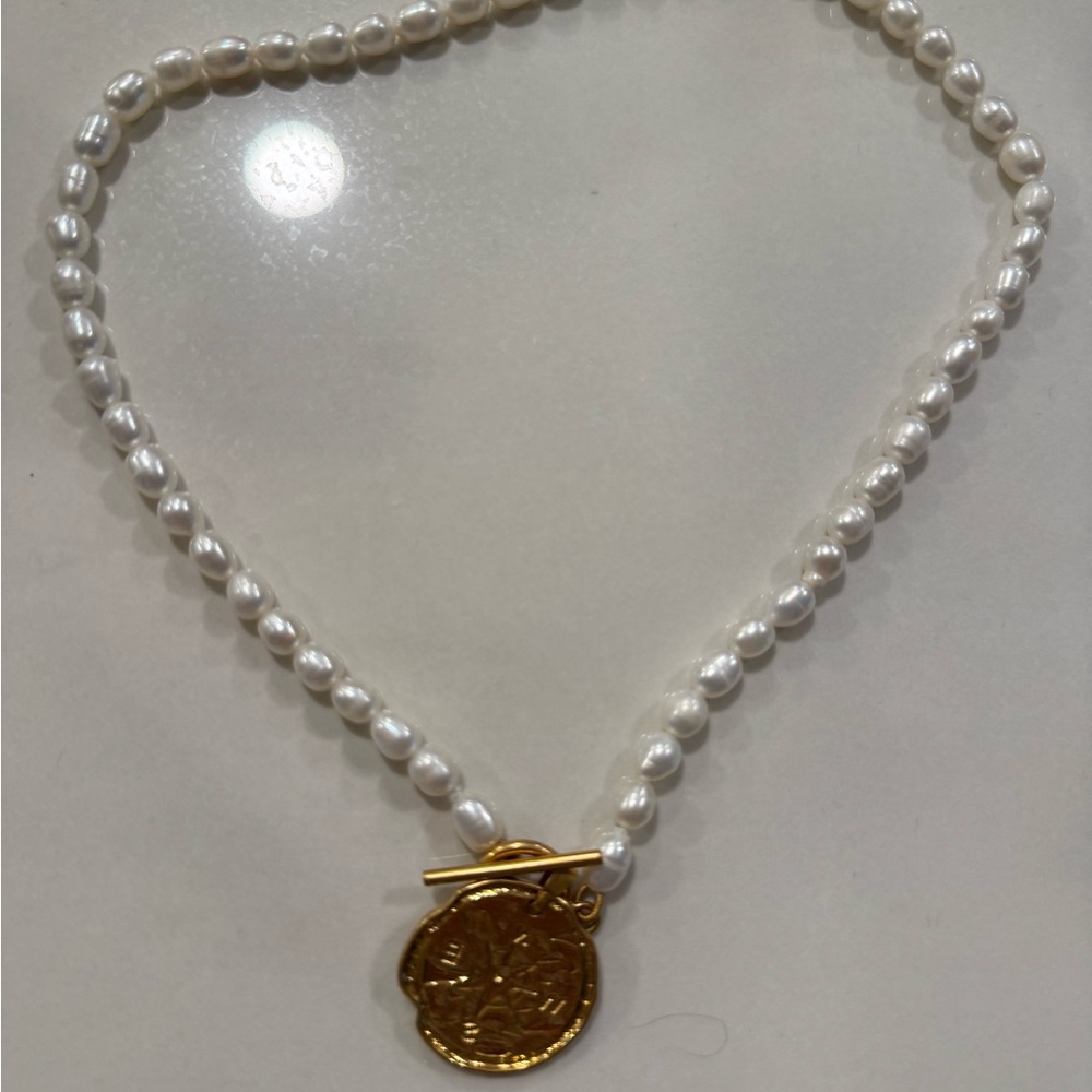Coin Necklace with Pearl - Picture 2 of 2